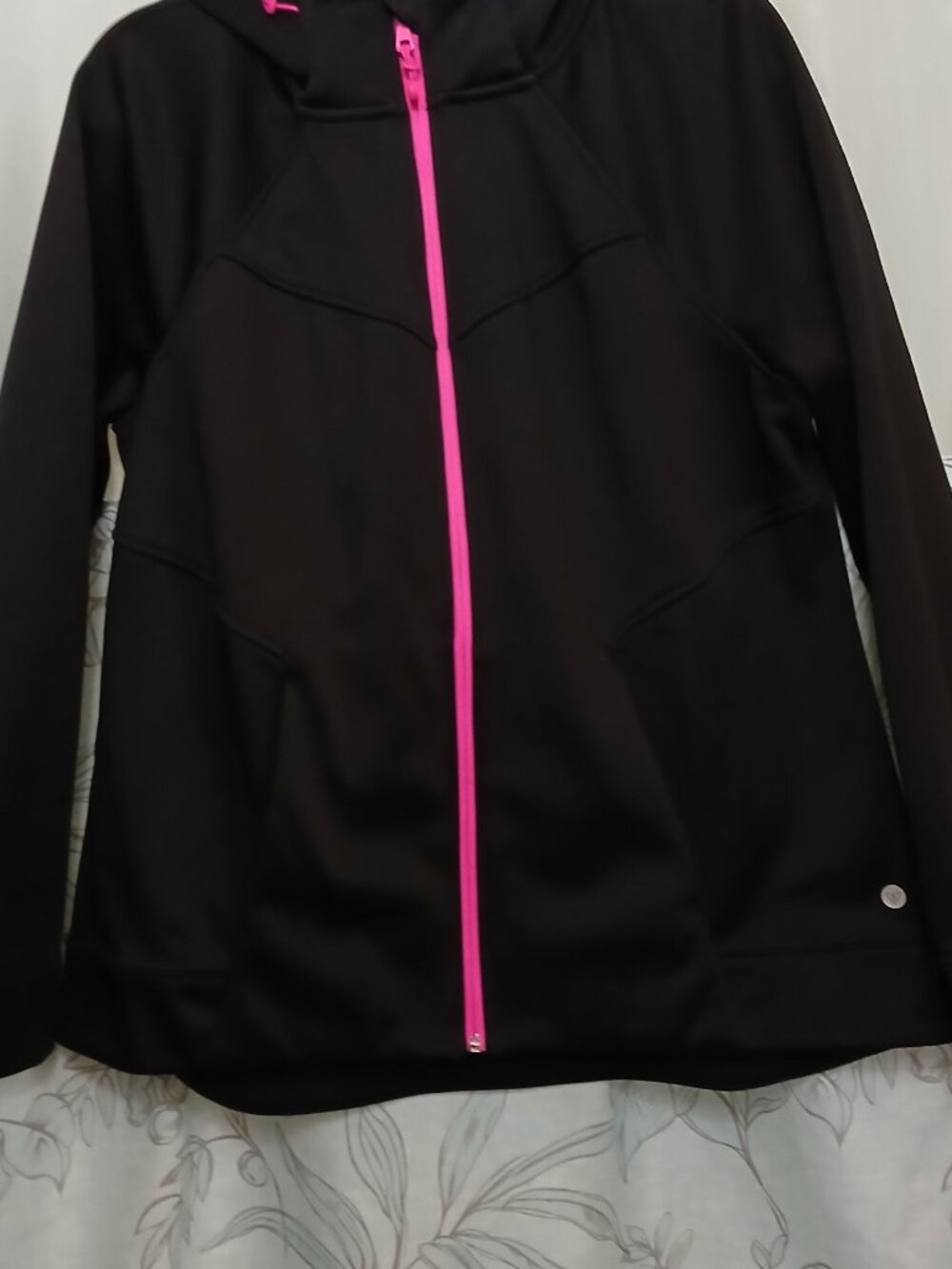 NWOT-Lane Bryant LIVI activewear black w/hot pink accents hooded jacket - 14/16
